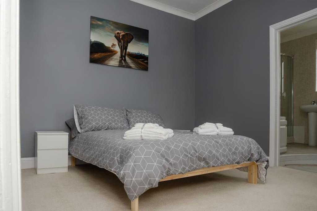 Peaceful & Spacious Family Home In Eastbourne! Extérieur photo