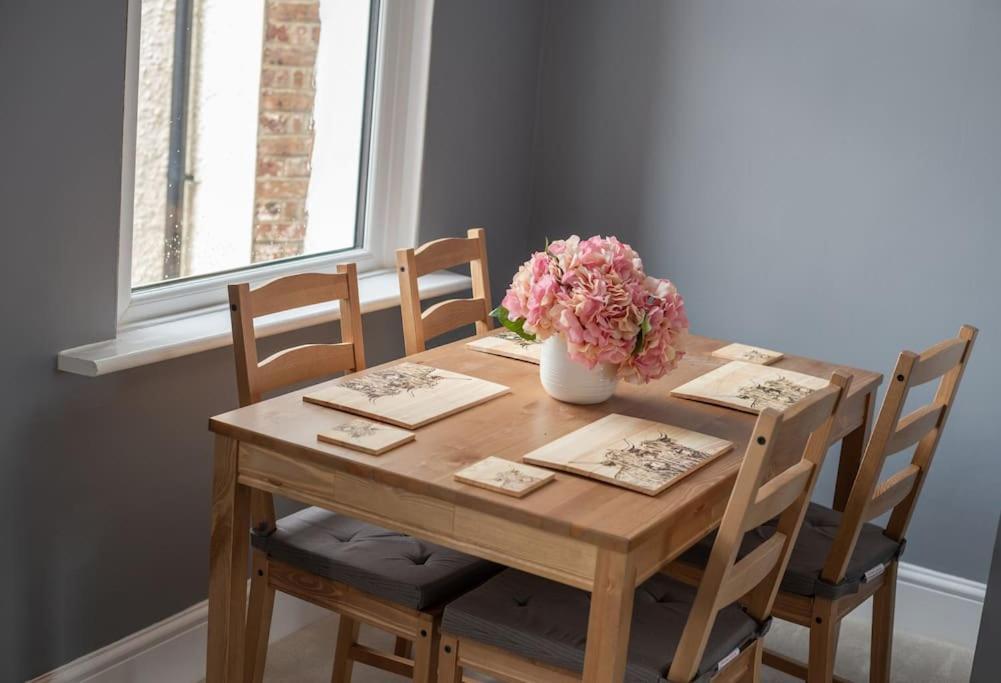 Peaceful & Spacious Family Home In Eastbourne! Extérieur photo